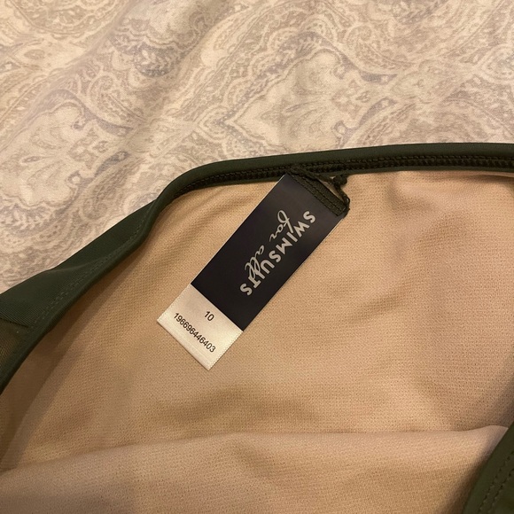 Nwot long sleeve swim - Picture 2 of 3